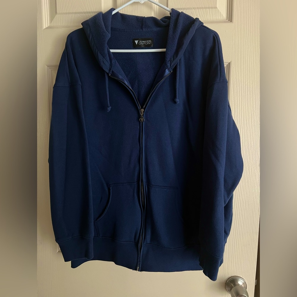 VS On Point zip up hoodie